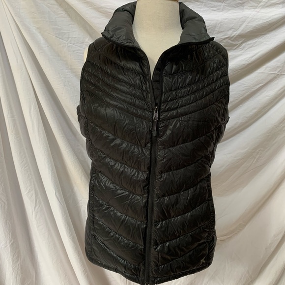 Xersion Jackets & Coats Xersion Black Packable Down Vest Size L